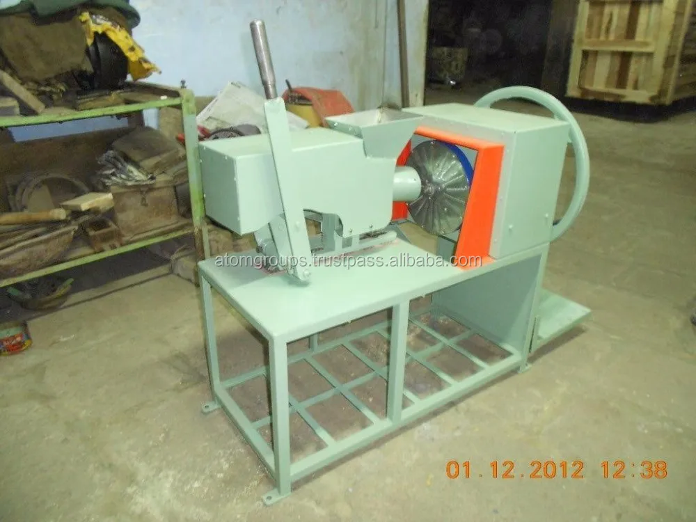 Automatic Fruit and Vegetable Cutting Machine / Chips making machine /Chopper