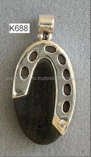 semi precious stone pendants,volcanic stone scalar energy pendants,crystal quartz pendants wholesale