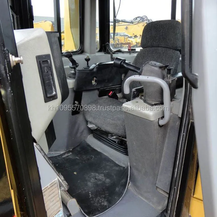 Original Japan D7R crawler bulldozer for sale , Caterppillar dozers D7 on sale in Shanghai China