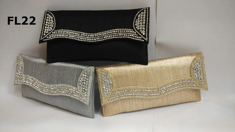 Женский вечерний клатч с вышивкой в виде полумесяца