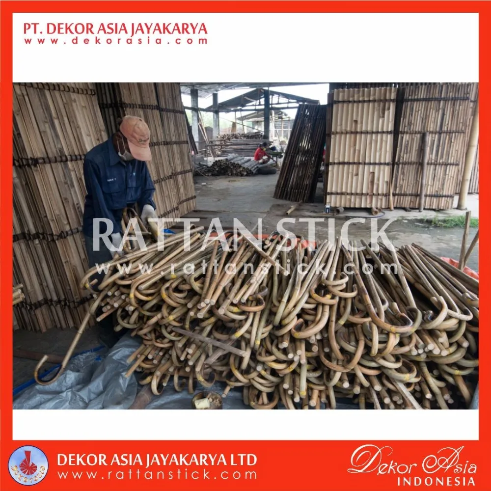 Rattan Walking Sticks Overstock Sale : 8000 Pcs, Size Diameter 20 - 30 mm High 1100 mm, Walking Stick Rattan Natural