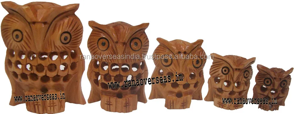 Hand Crafted Wooden Owl Figurines In Bronze Colored For Hotel , Restaurant Table Decoration