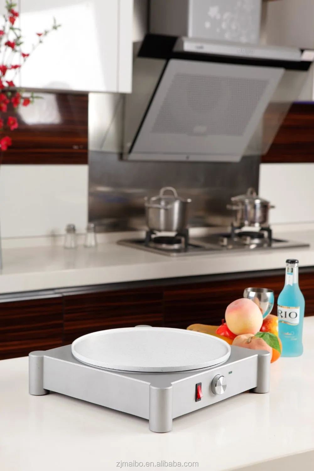 Aluminum 1000W Non-Stick Round Home Electric Egg Crepe Pancake Maker