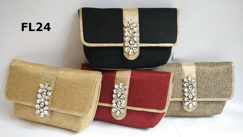 Женский вечерний клатч с вышивкой в виде полумесяца