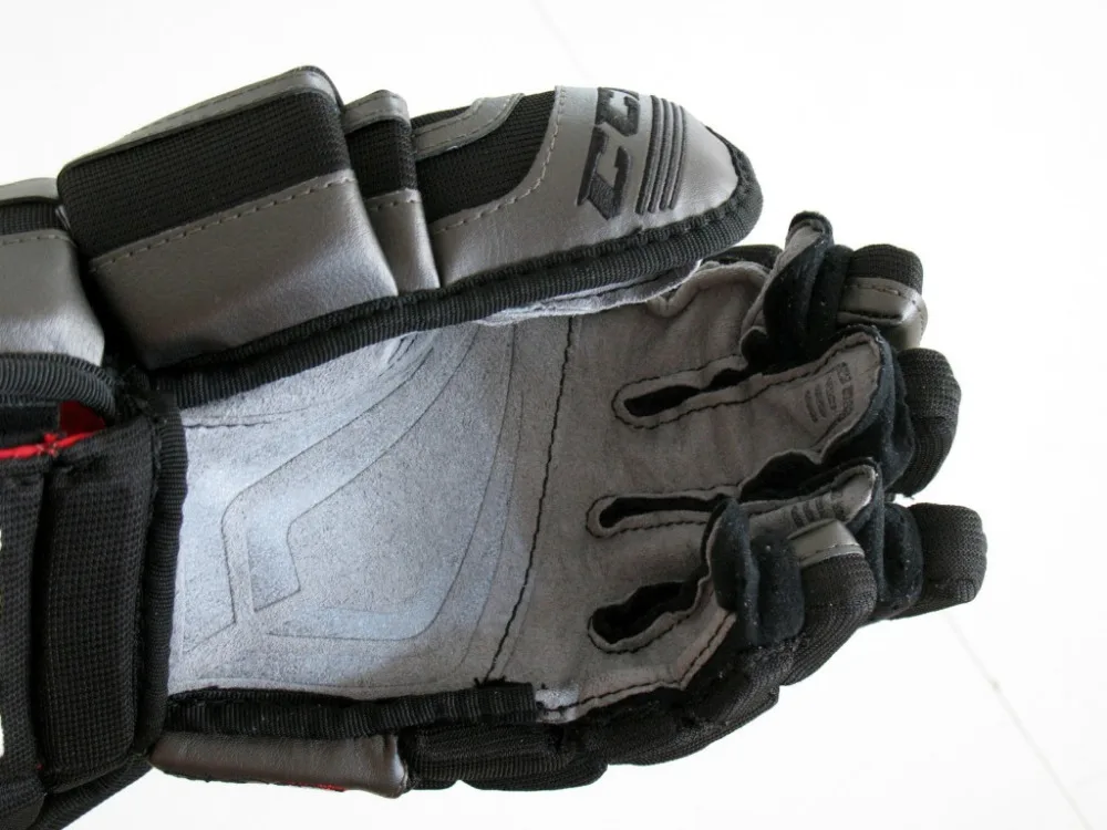 Crazy Light Hockey Gloves