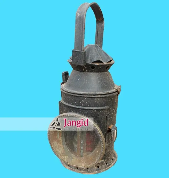 rise only vintage rail road kerosene lantern
