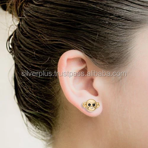 Solid 18k Yellow Gold Black Diamond Skull Earring Studs At Wholesale Price