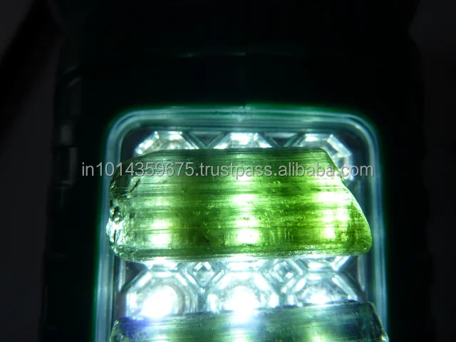 Зеленый натуральный турмалин