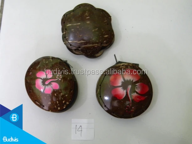 Vintage Wedding Souvenir Coconut Shell Purse by Names Recyclable Handbag with Fabric Lining Dot Pattern Casual Style for Girls