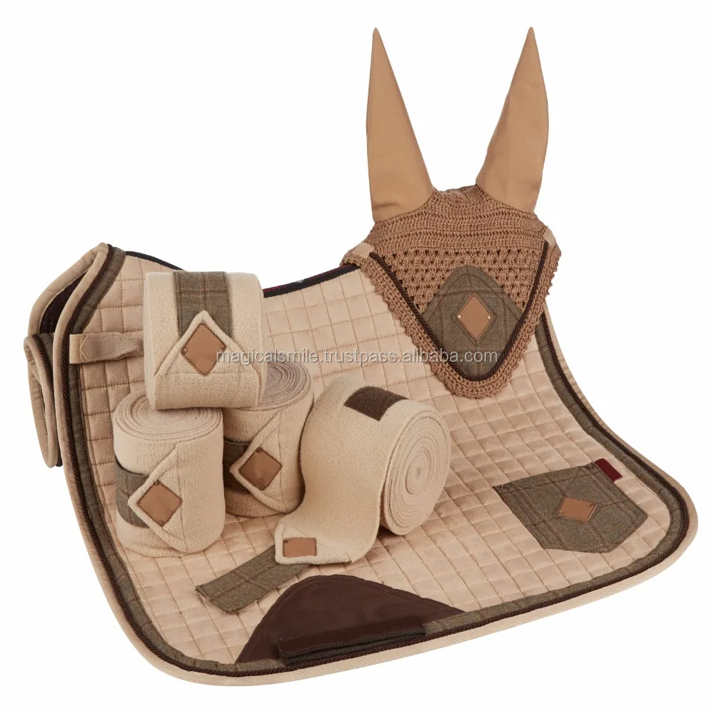 
DRESSAGE SADDLE PAD AND DRESSAGE SET 