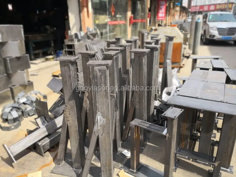 CNC Sheet Metal Laser Cutting Machine Price/Fiber Laser Cutting 500W 1KW 2KW 3KW from Guangzhou