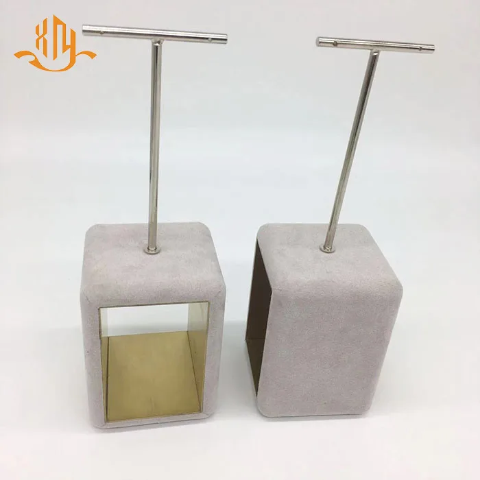 
XIANGYU new style factory wholesale custom luxury gray PU leather jewelry earrings display rack 
