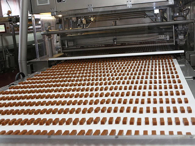 Best Dark Chocolate 72% Cocoa 90g/500g/1000g Wholesale Private Label Chocolate Distributors Black Chocolate Piece