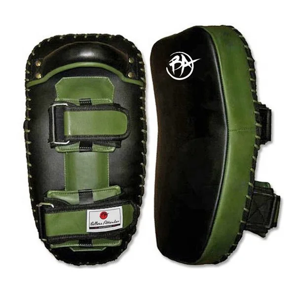 Muay thai kick pad Thai Kick Strike Curved Arm Pad Boxing MMA Focus Muay Punch Shield Mitts
