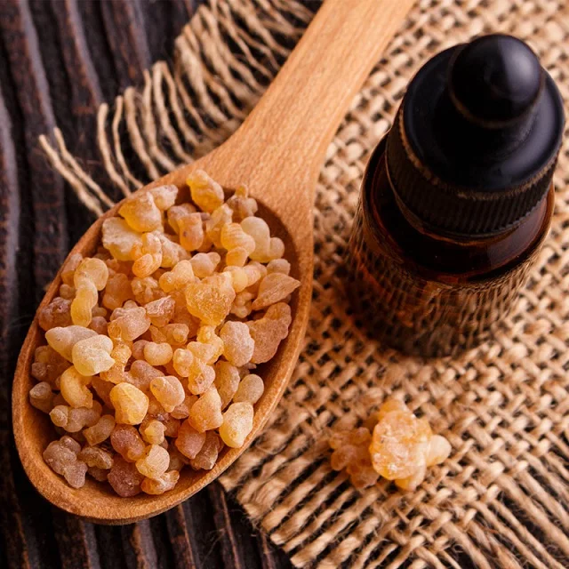 Order for Cosmetic Grade and Solvent Extracted Myrrh Essential Oil With Powerful Antioxidants Property