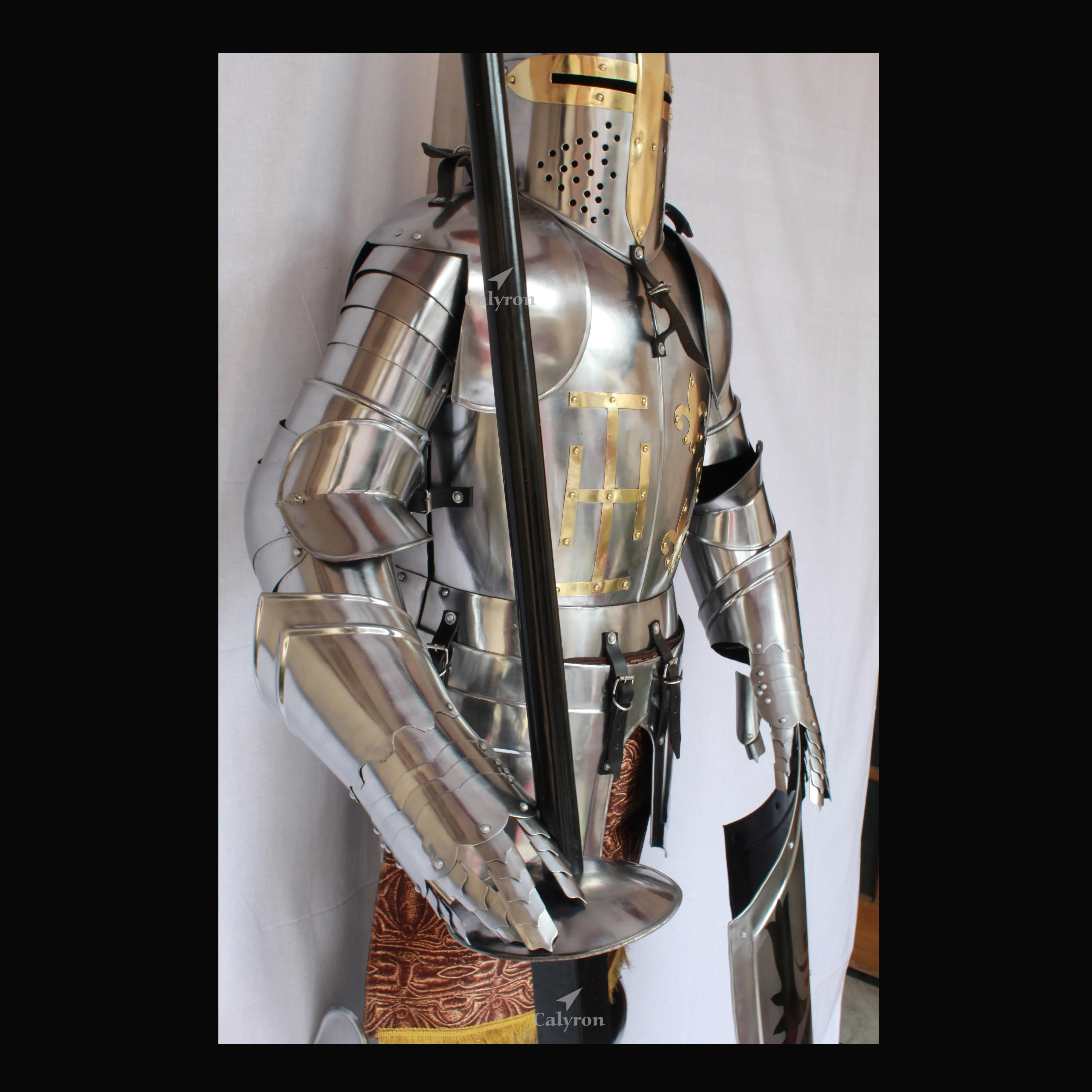 Metal Medieval Steel Armour Suit Sword Shield with Wooden Base Steel Frame