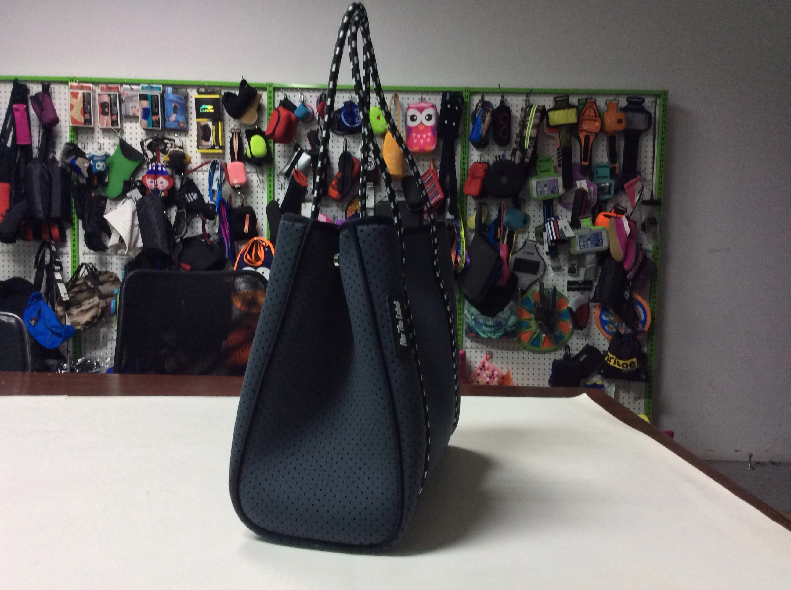 Private label  ECO friendly perforated neoprene beach tote bag