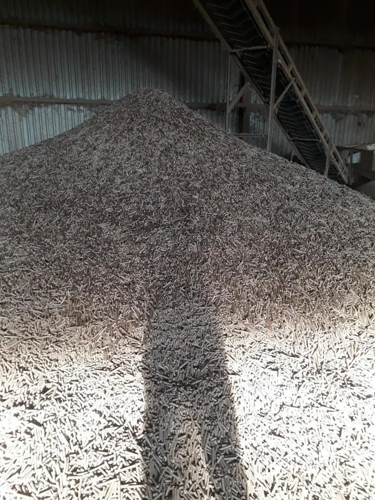 HOT HOT!!! 100% WOOD PELLET FOR THE LOWEST PRICE EXPORT AND HIGH STANDARD IN 2022