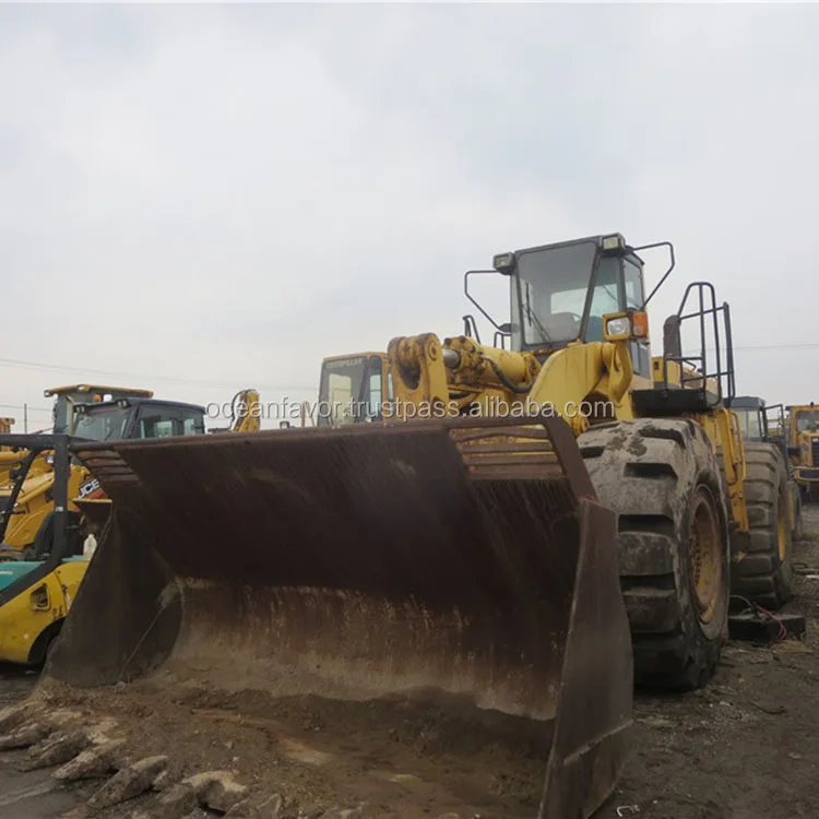 Komatsu used original WA600 front wheel loader on sale in Shanghai low price