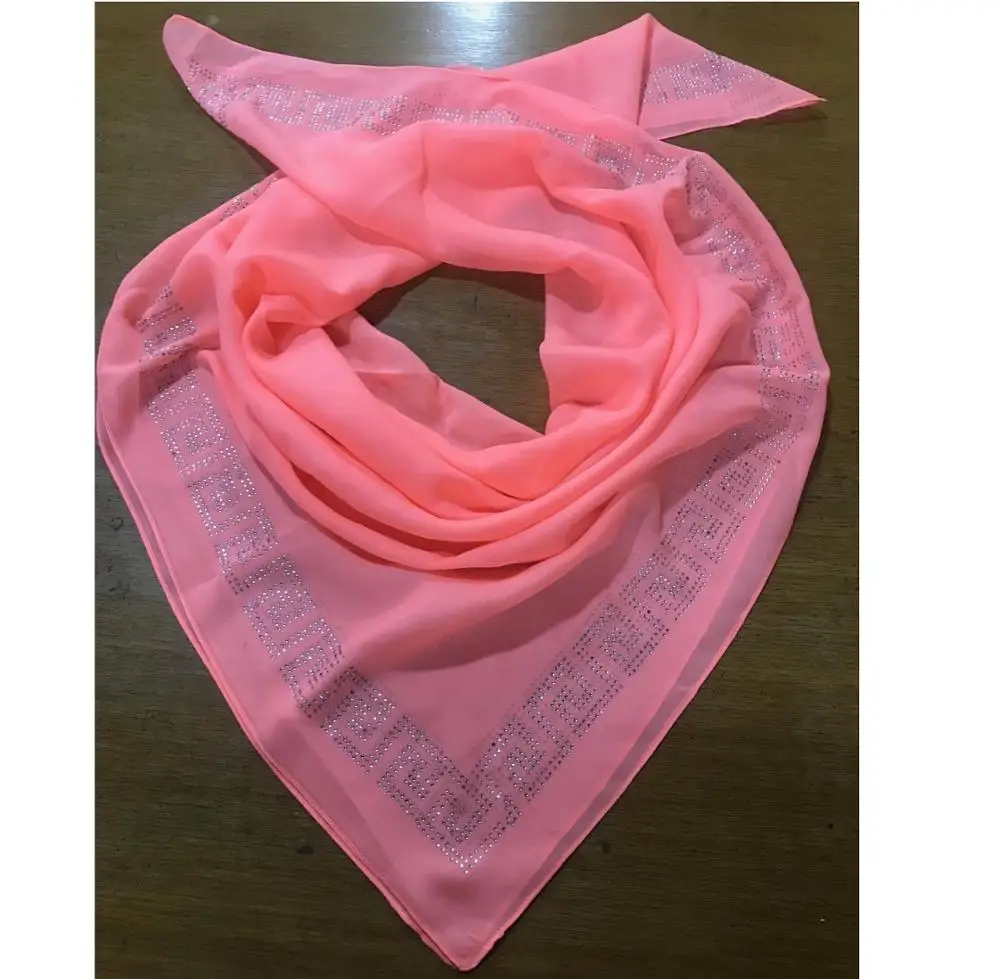 Мягкие шифоновые шарфы со стразами