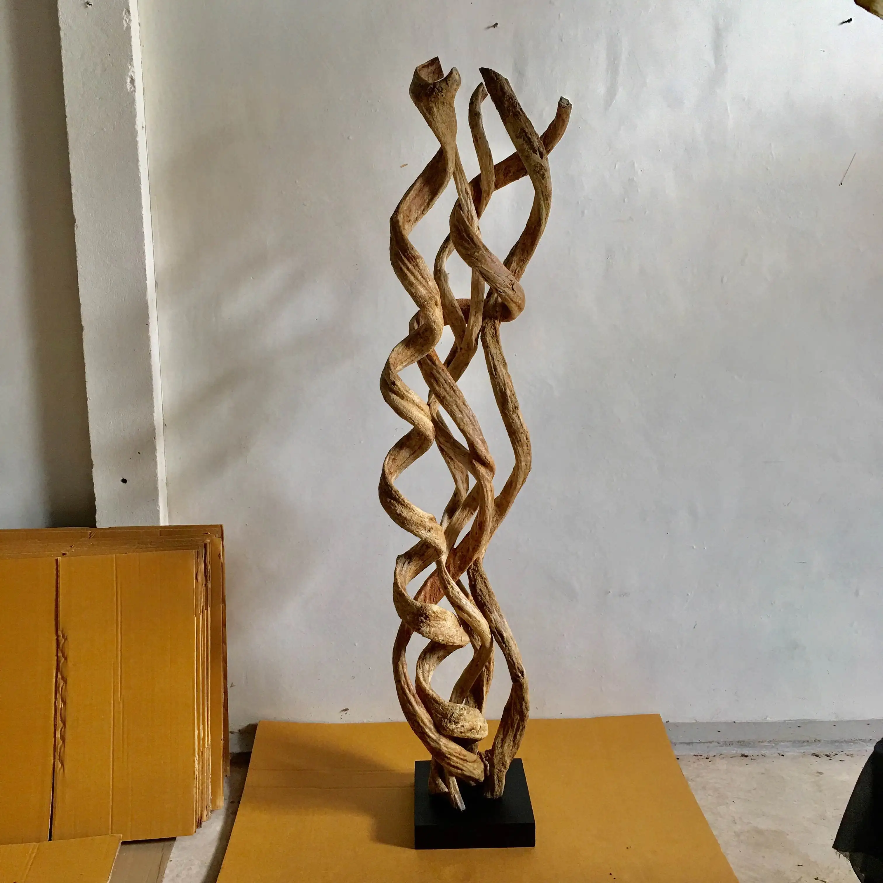 
Factory wholesale unique driftwood sculpture home decoration 