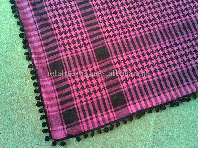 ARAFAT SCARF WITH POMPOM