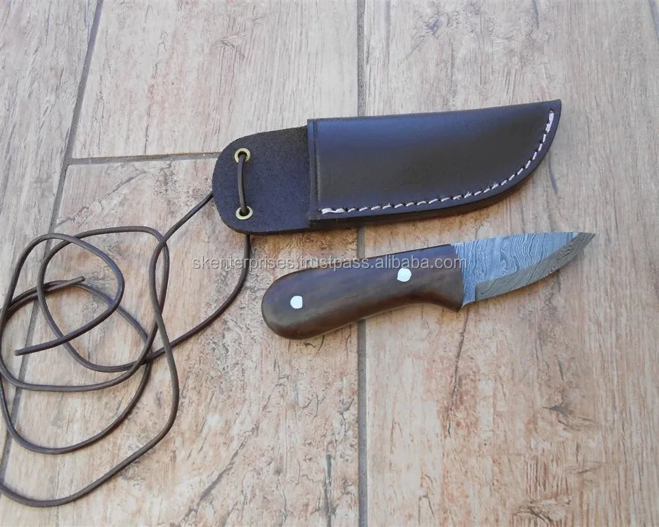 OUTDOOR CAMPING AND BUSHCRAFT KNIFE
