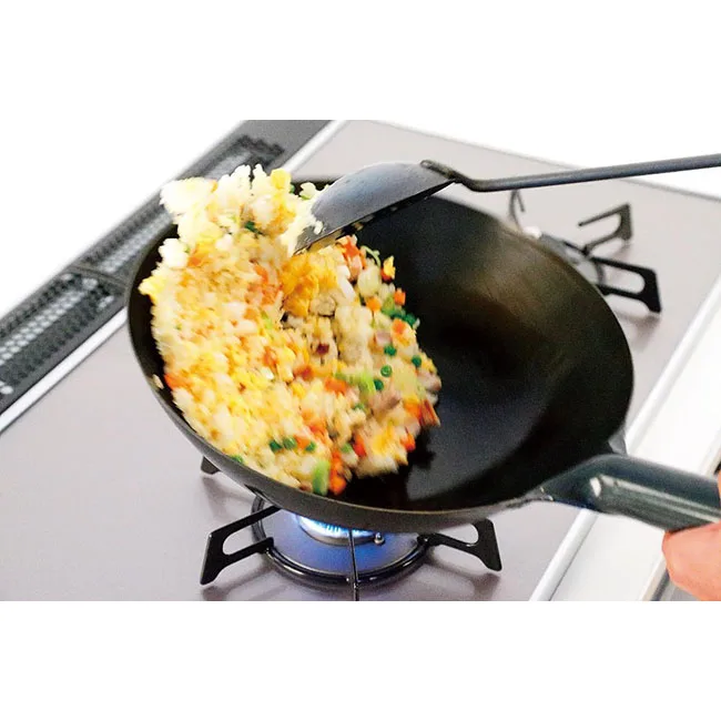 The restaurant equipment japan iron wok of 36cm (14.17in) made in Japan