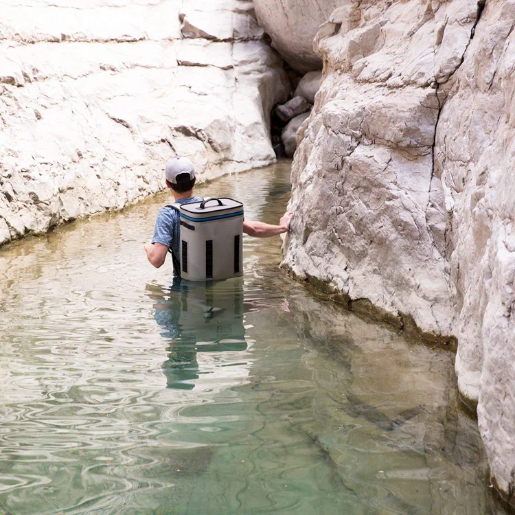 Wholesale Hopper Portable  Waterproof Soft Side 840D TPU Closed Cell Foam 24 Can Cooler Bag Backpack