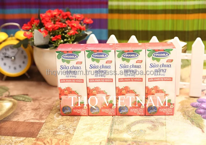 
[THQ VIETNAM ] VINAMILK UHT Drinking Yogurt Strawberry 170ml*28boxes 
