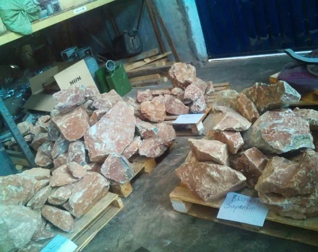 
Carving/ Sculpting stone supplies from Zimbabwe 