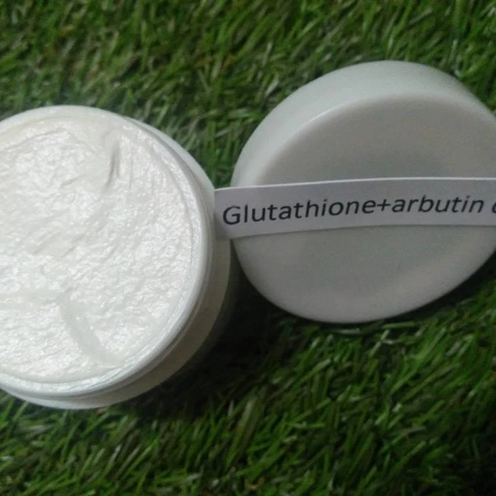 
500g Whitening Peeling Glutathione + Arbutin Cream Generic Brand 