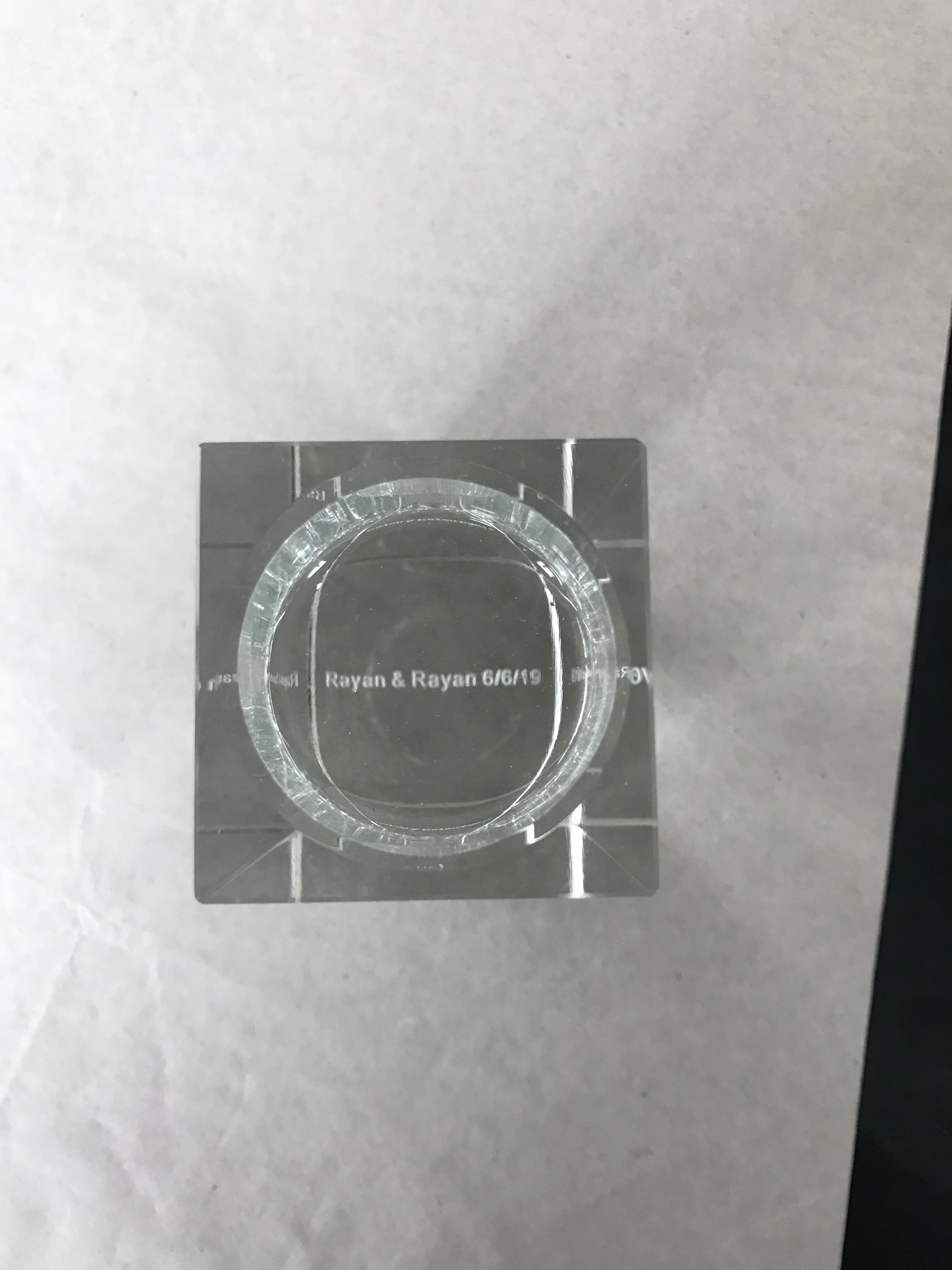 
Amazing Home Large Name and Date Printing Crystal Candle Holder for Wedding and Anniversary 