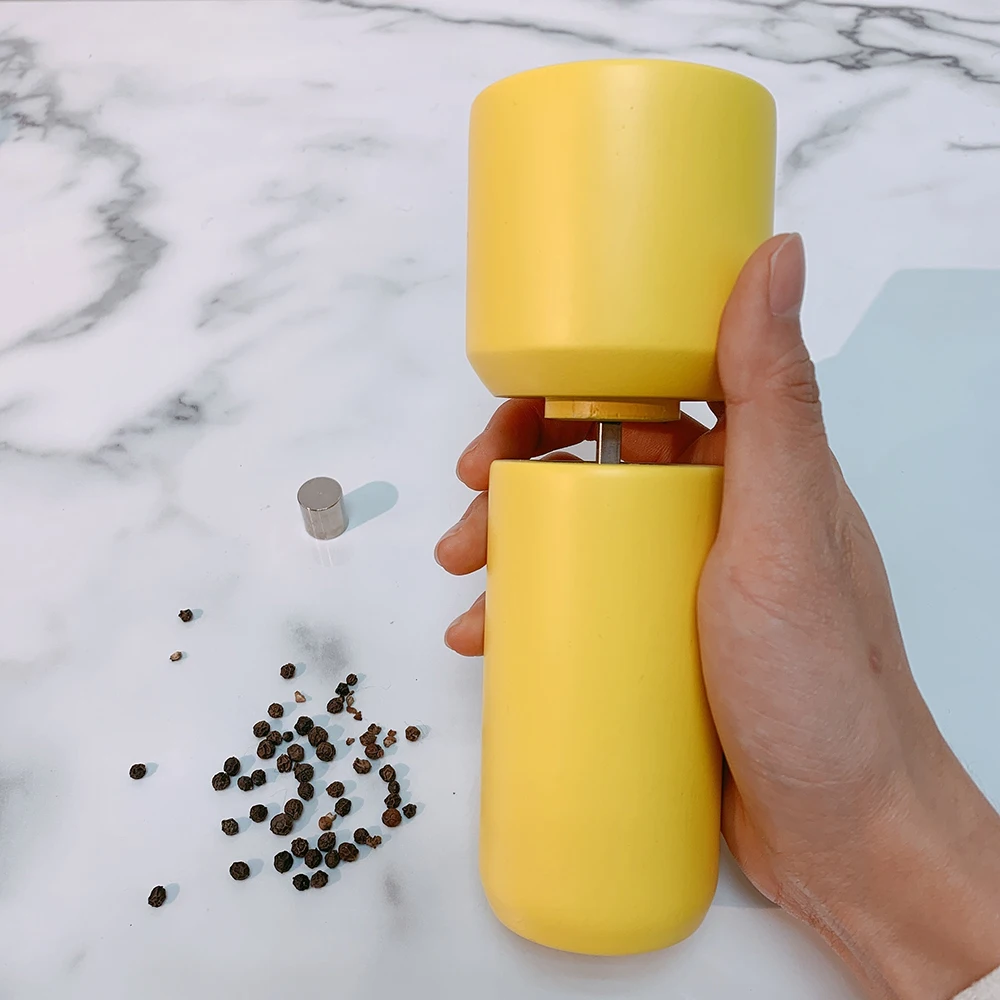 [Планировании] 2022 Тайвань сделано Новое поступление 6 дюймов деревянный набор мельниц для соли и перца