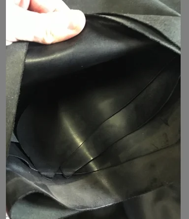
leather goods 