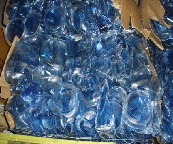 Strong PC water bottle scrap/hdpe Pipe Scrap/hdpe Milk Bottle Flakes for Sale