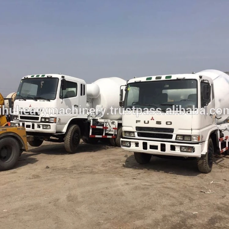 used japan made mitsubishi fuso 6D24 concrete mixer truck for sale
