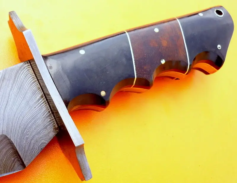  Охотничий нож/меч из дамасской стали