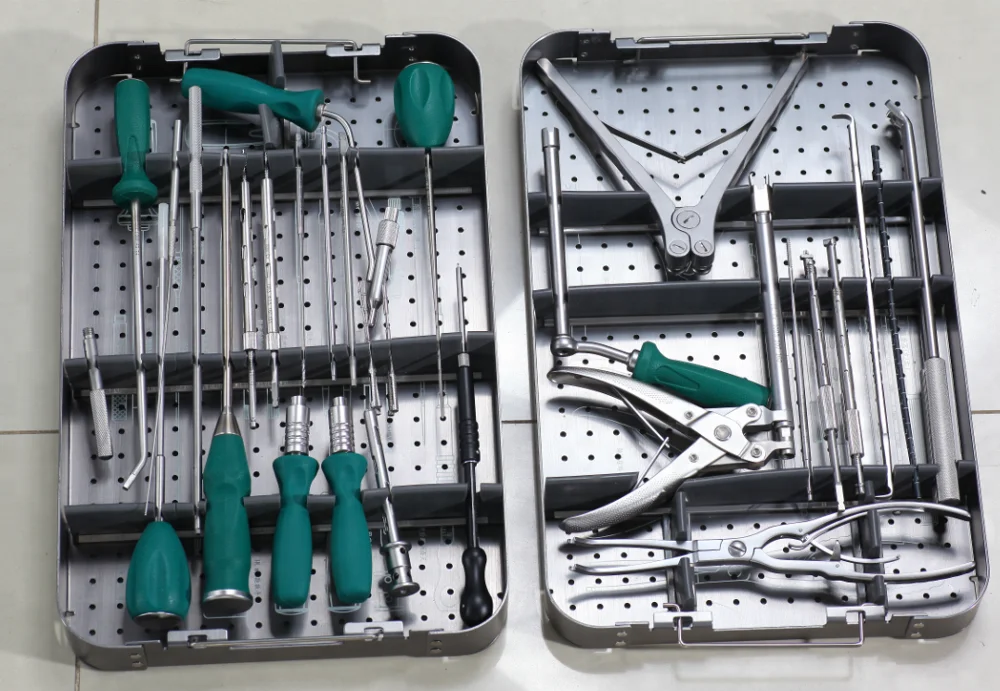 Fule spine implants spine fixation system, CFS system implants orthopaedic implants