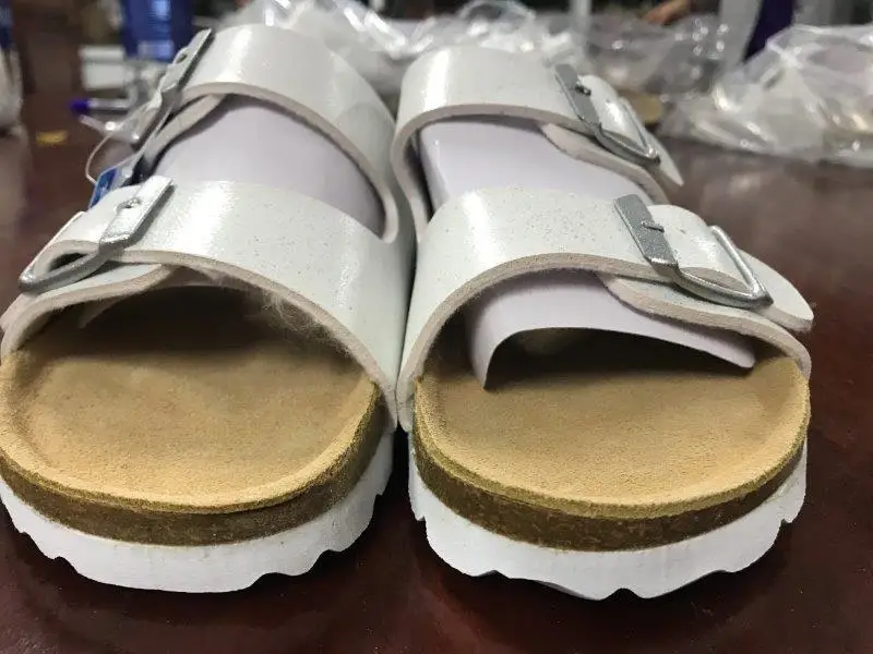 Летние сандалии для детей-окончательная служба случайной проверки во Вьетнаме