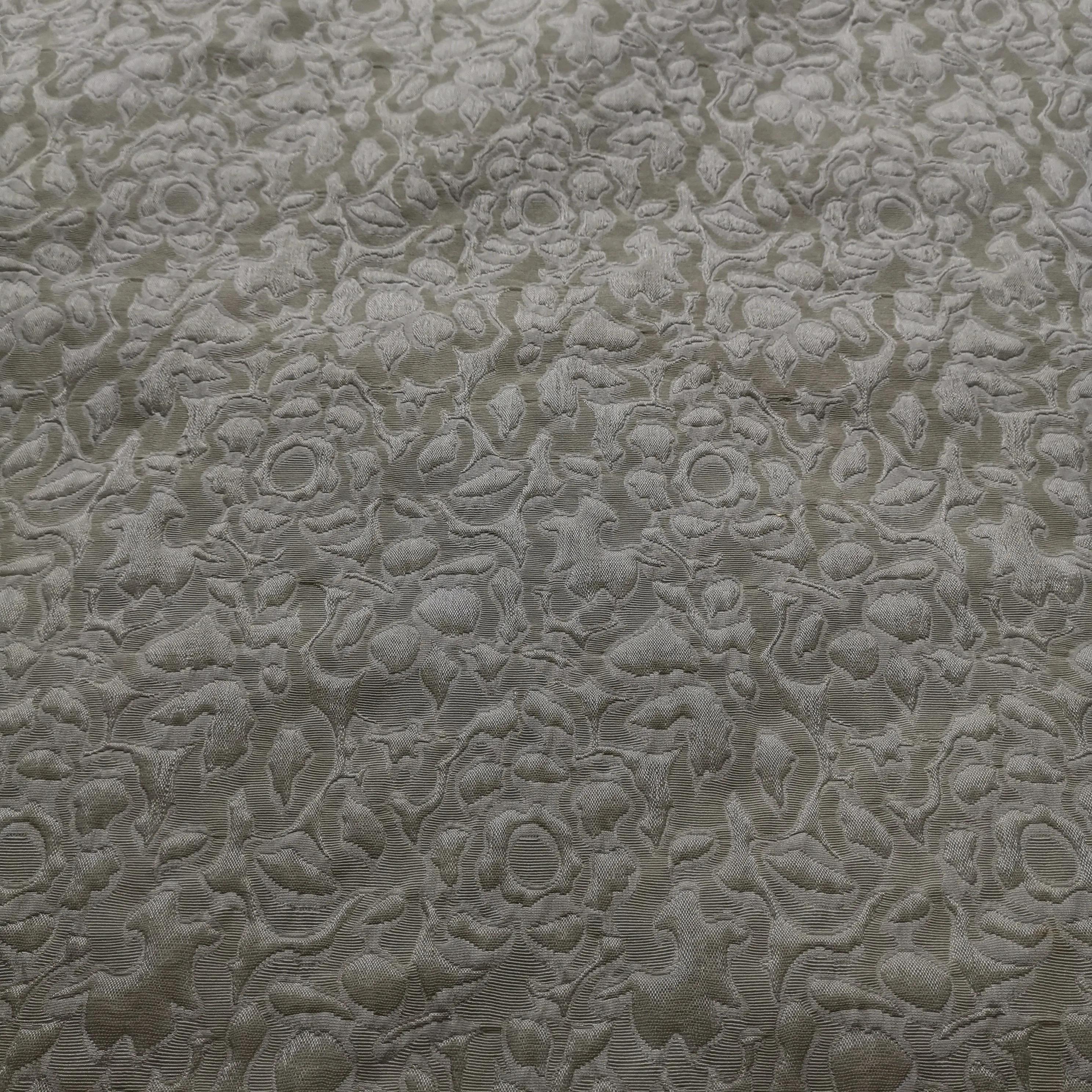 Heavy Silk Wool blend Jacquard  natural white fabric for dyed