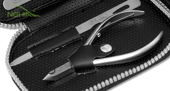 Professional Stainless Steel manicure set with leather case MD-33 (cuticle nippers, nail nipper, tweezers, nail file)