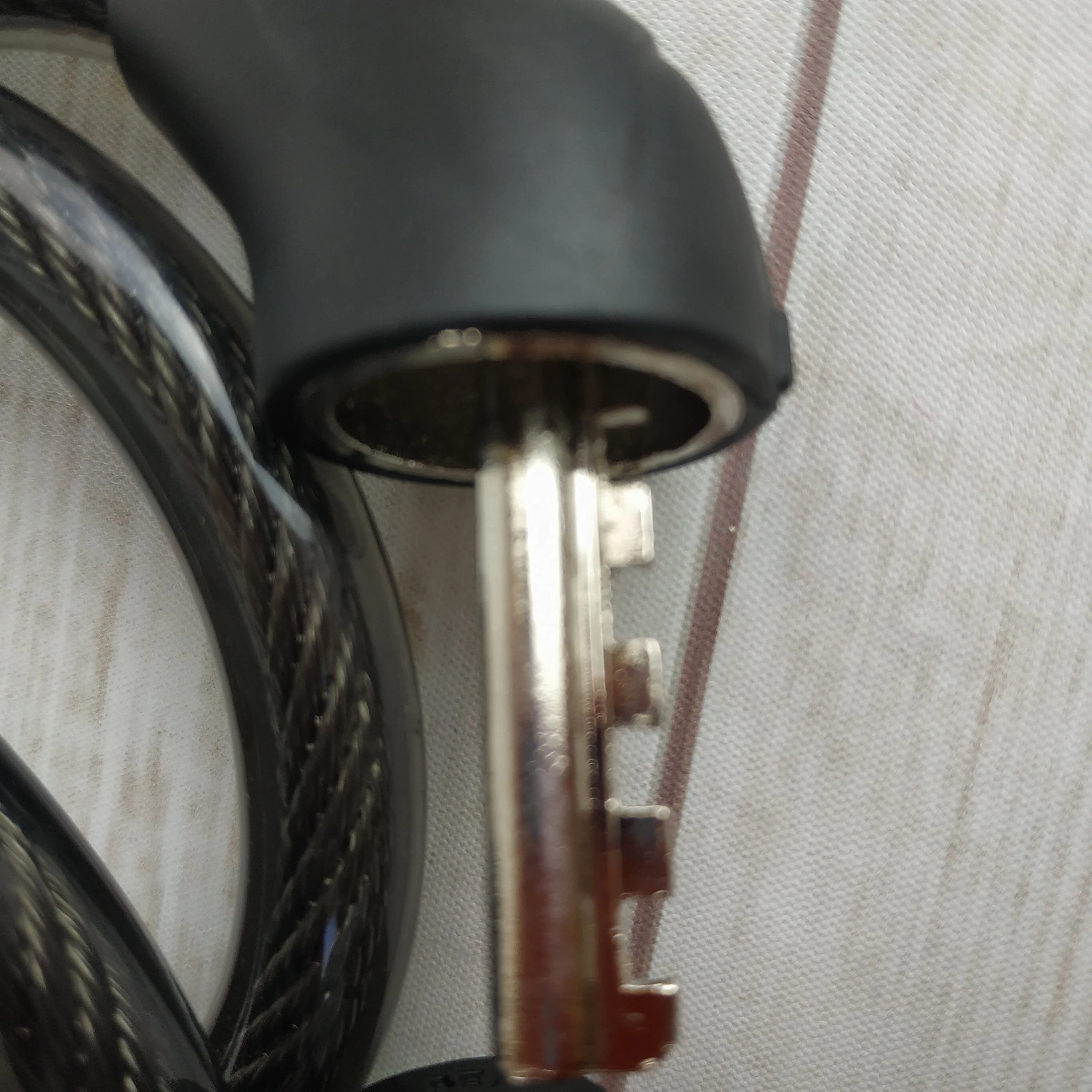 4 Numbers Combination Cable Lock High Level Anti-thief Bike Cable Lock for Bicycle for Bike Bicycle Lock with Bracket