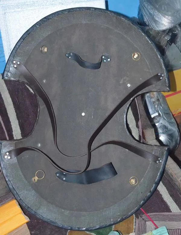 Средневековый армированный щит