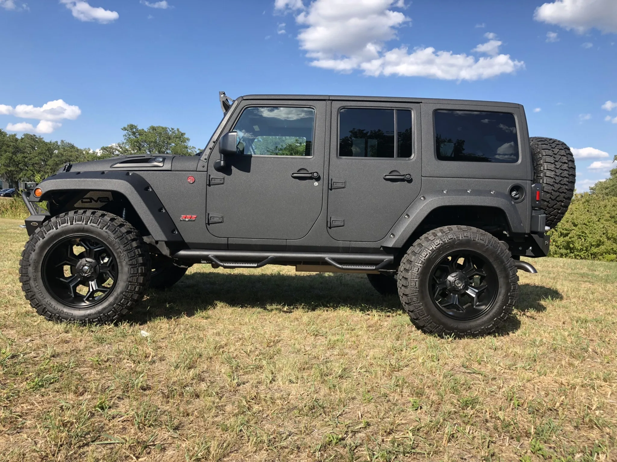Hemi V8-Powered 2017 Jeep Wrangler Unlimited Rubicon