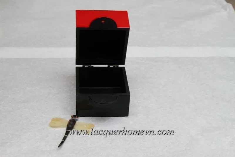 Vietnamese traditional Storage Box with Dragonfly Decoration