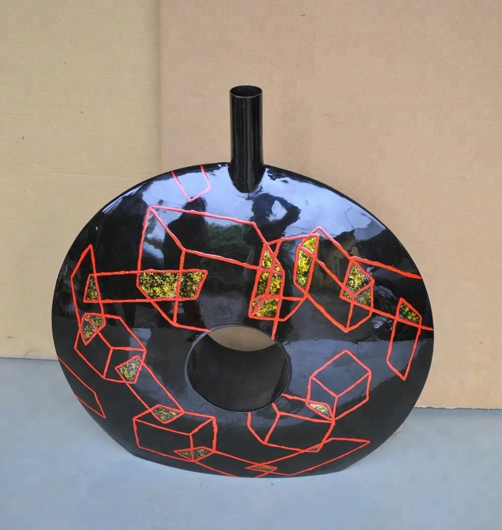 Special design hand crafted lacquer vase with cubes pattern to decorate made in Vietnam