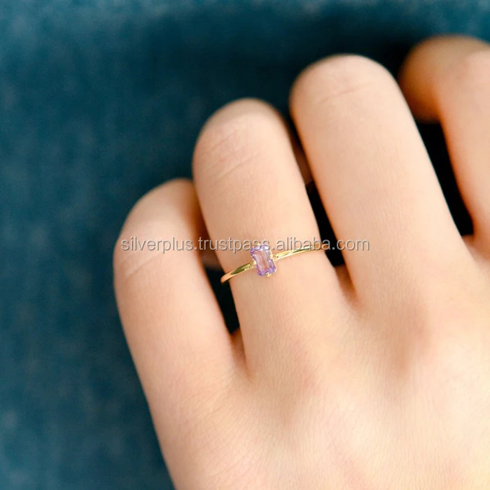 Solid 14K Yellow Gold Amethyst Gemstone Engagement Ring Manufacturer