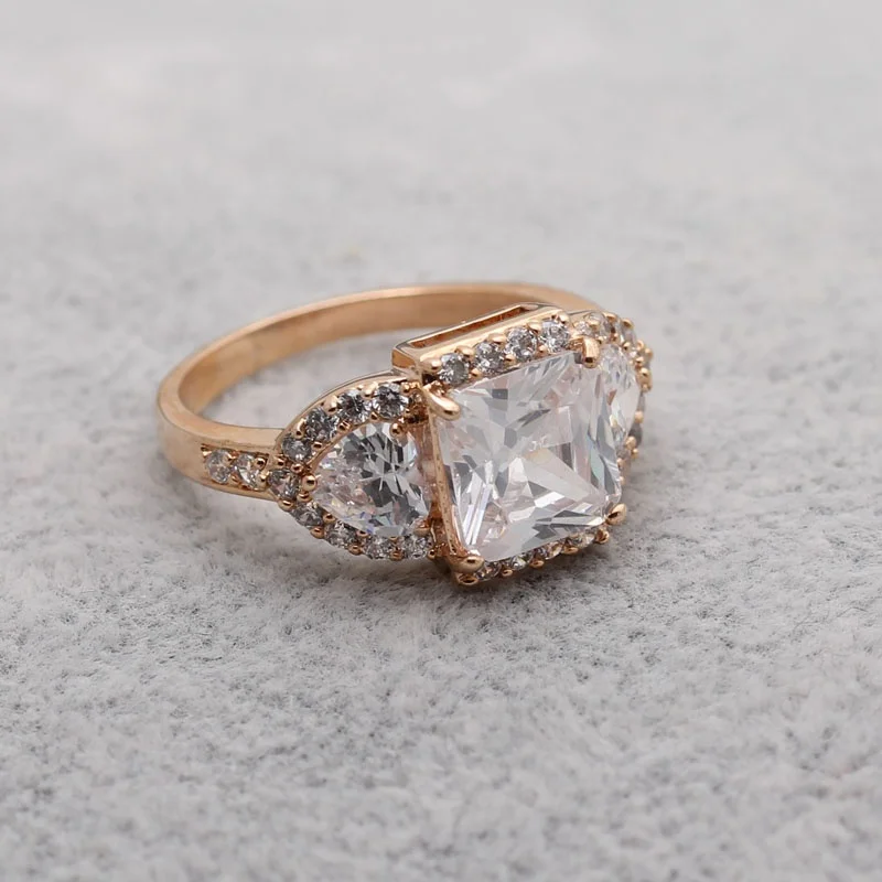 
Creative Large Square Stone Engagement Band Ring for Women Alloy Made AAA CZ Ring for Wholesale 