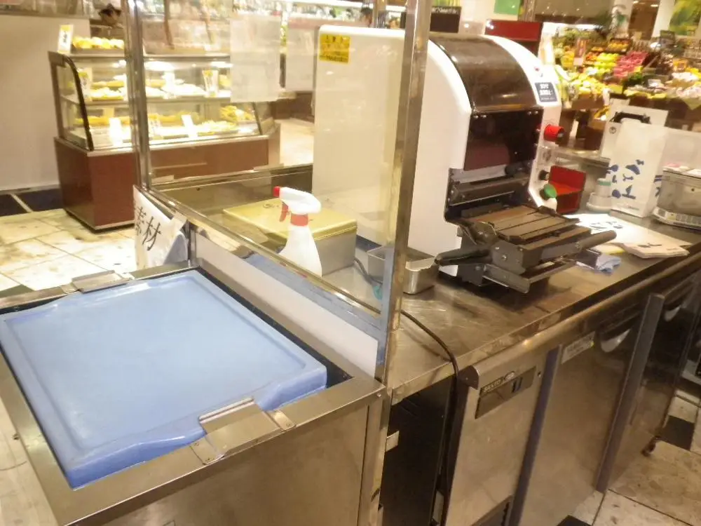 Japanese sushi Roll machine as seen on TV Looking for distributor in USA sushi tray